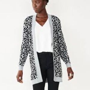NWT Nine West grey Cheetah Print long Cardigan  Small